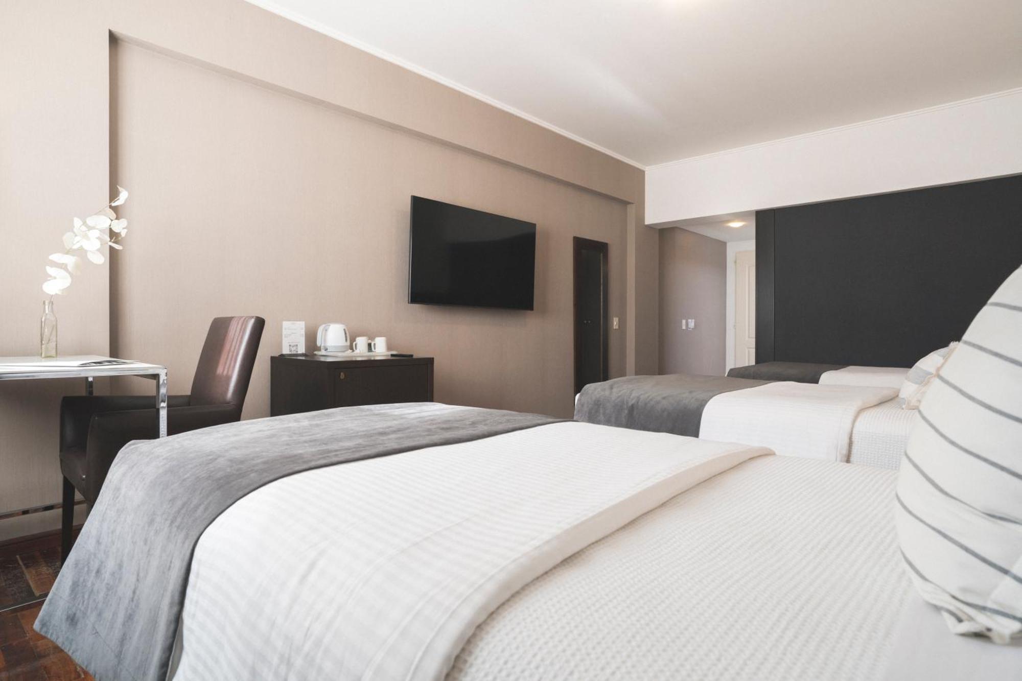 Tolosa Hotel